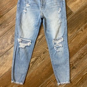 Kancan Destructed ankle skinny